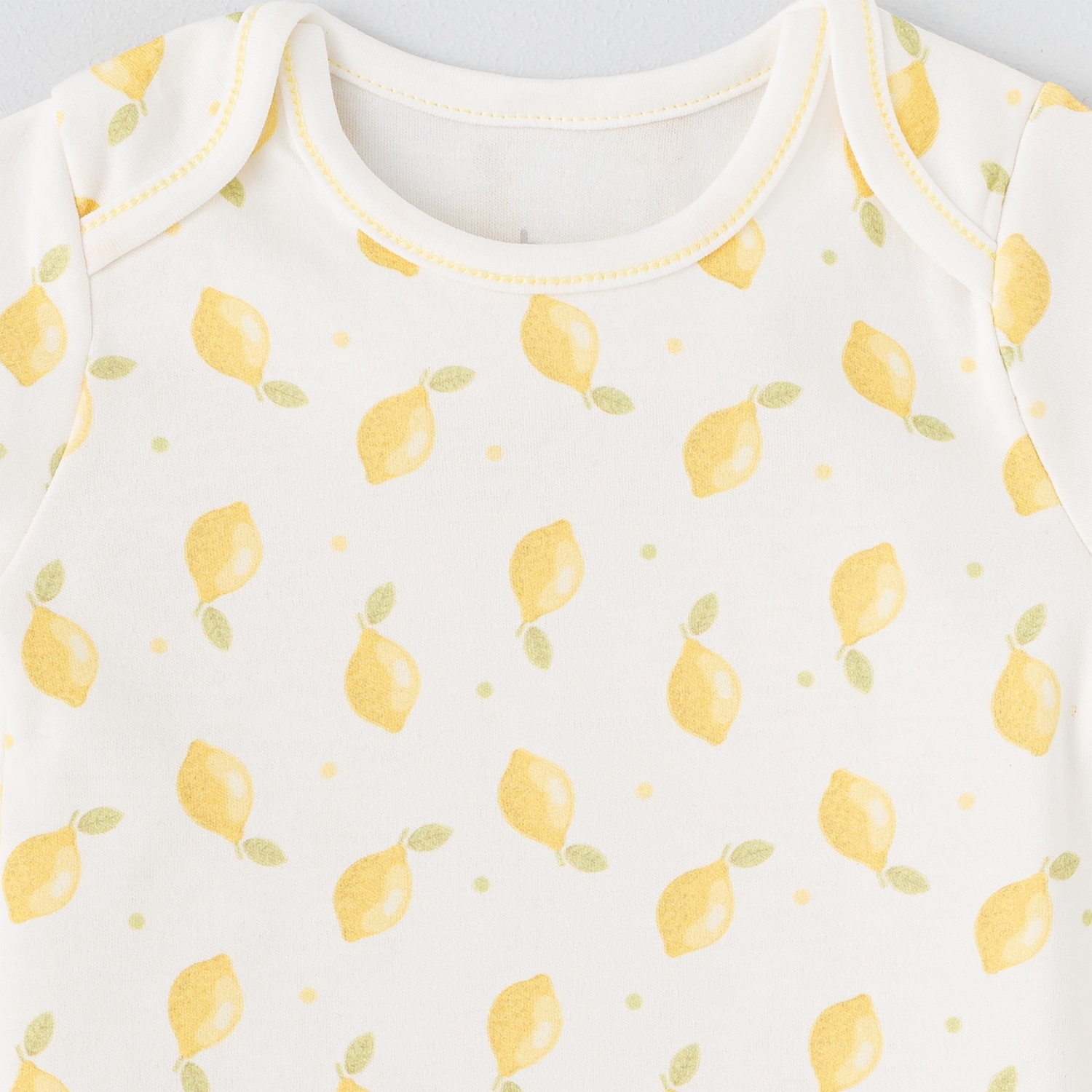 بادی کوتاه  Lemon Party